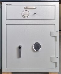 Nr. 2.296 / Occasions - Einwurftresor EW – 80